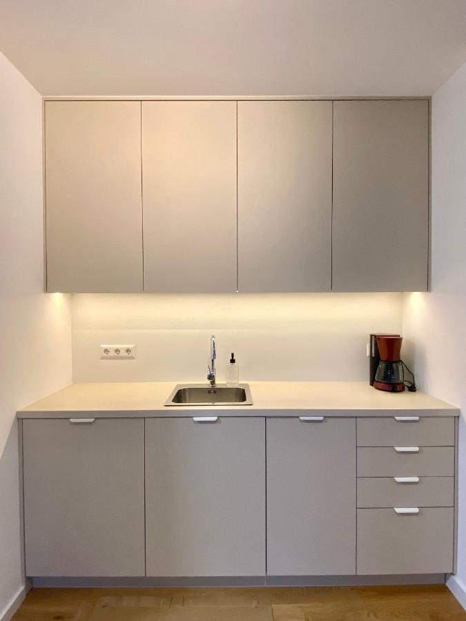 Modern Studio Gardenia_Gartenwohnung Alte Donau فيينا المظهر الخارجي الصورة